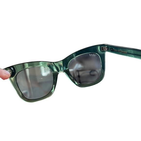 DIFF Eyewear Kaia Julep Crystal + Grey Mirror Polarized Lens Sunglasses - Picture 9 of 9